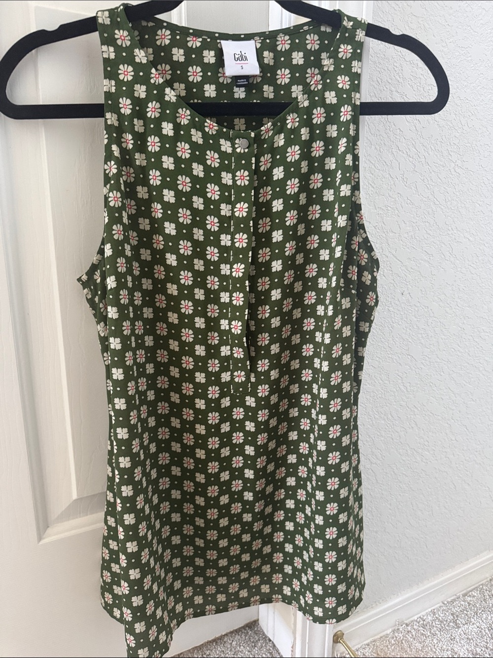 CAbi Olive Green Daisy Print Sleeveless Tank Top